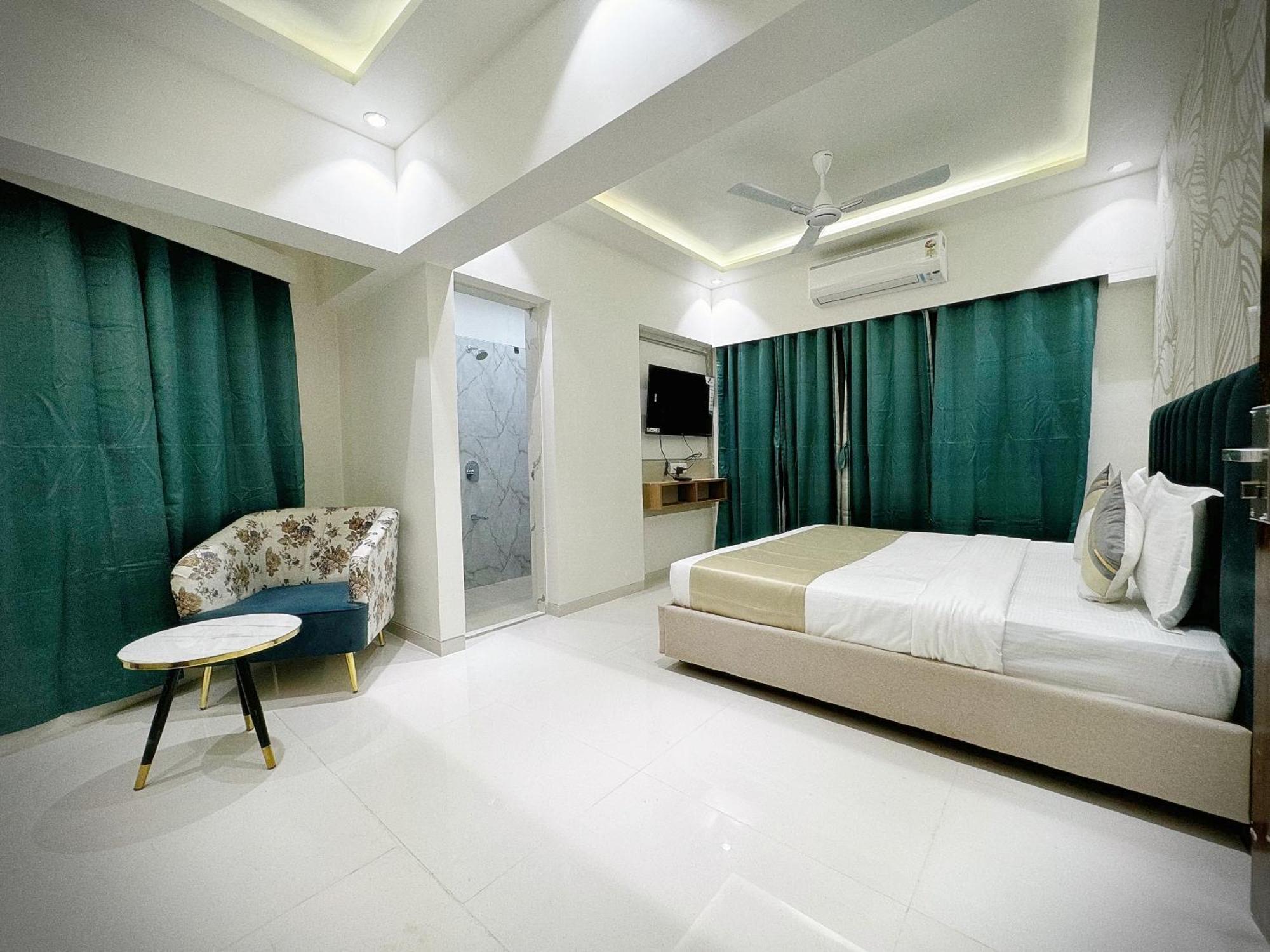 The Orion - Premium Apartments ムンバイ エクステリア 写真